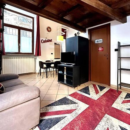 Grazioso Loft A 5 Minuti Dal Centro Di Torino Daire Dış mekan fotoğraf