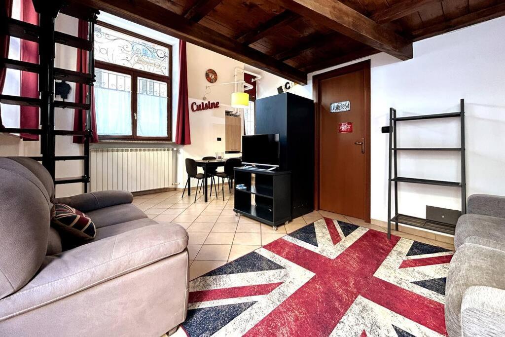 Grazioso Loft A 5 Minuti Dal Centro Di Torino Daire Dış mekan fotoğraf